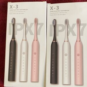 X-3 Sonic Electric Toothbrush Set - Black and white